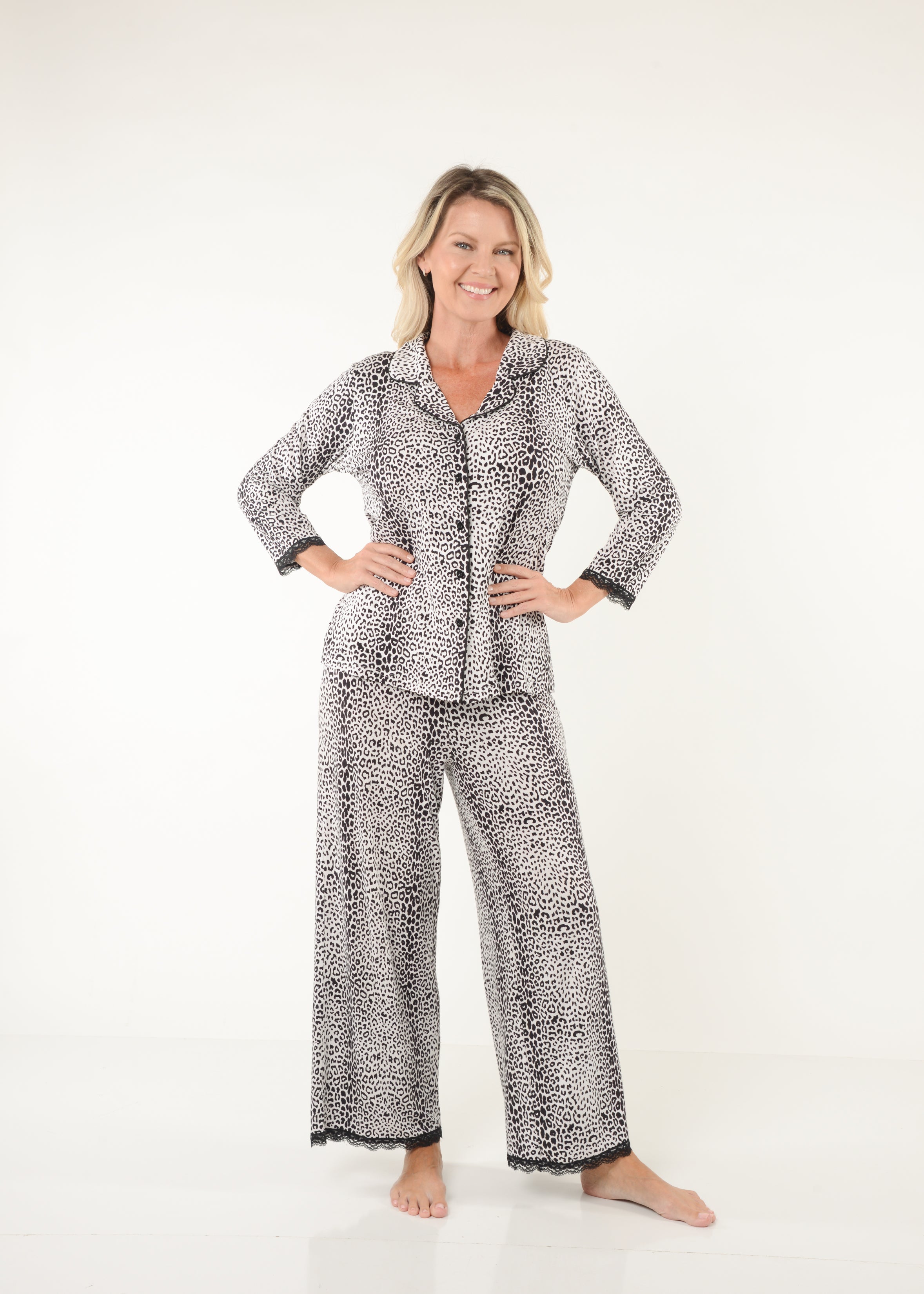 Women's Bamboo Pajamas - Cool & Comfy Long Sleeve Bamboo Sleepwear Top and  Pants - Shapeez Canada
